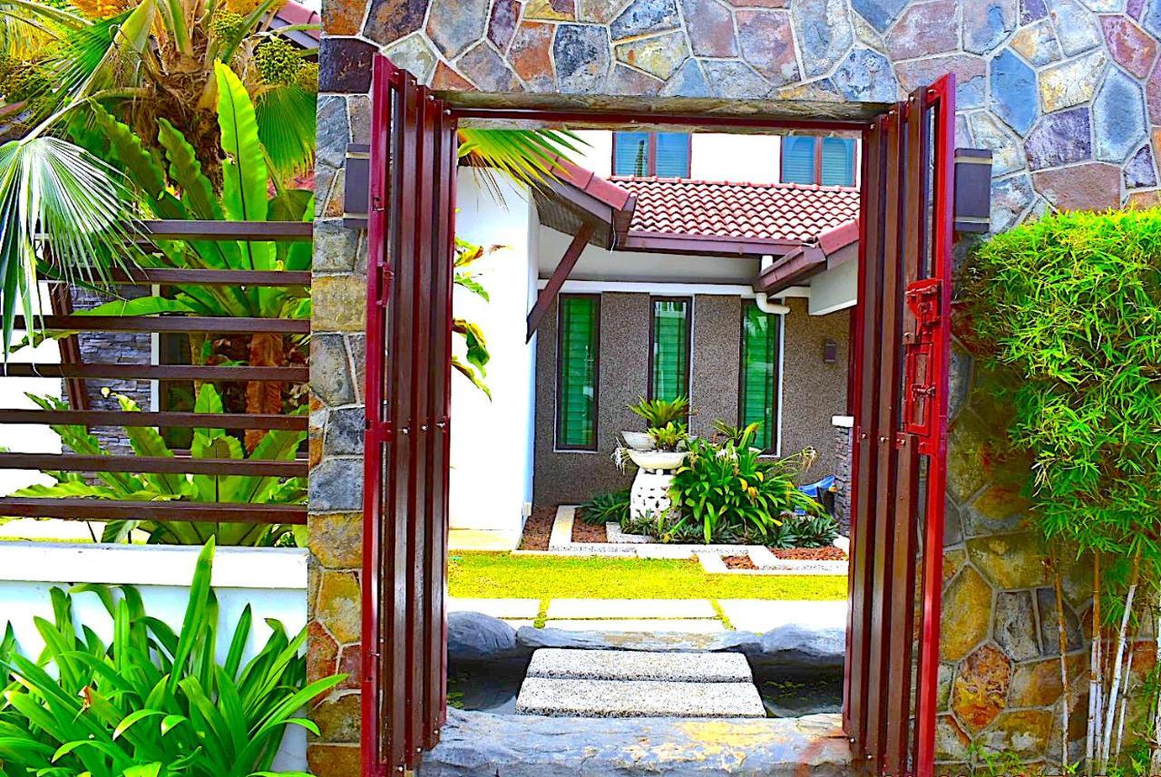 12Haven Stunning Seaside Luxury Villa Pd With Kids Pool Port Dickson Extérieur photo