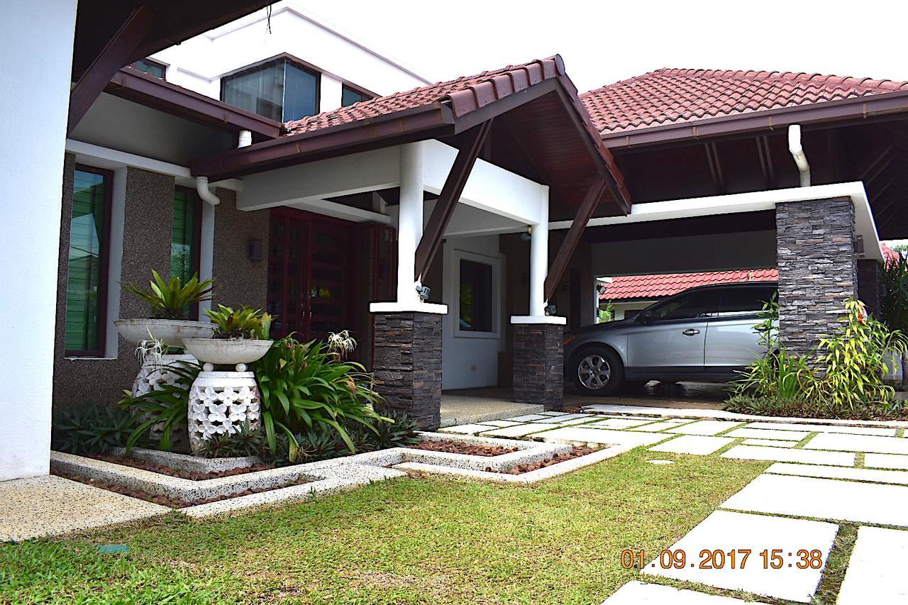 12Haven Stunning Seaside Luxury Villa Pd With Kids Pool Port Dickson Extérieur photo