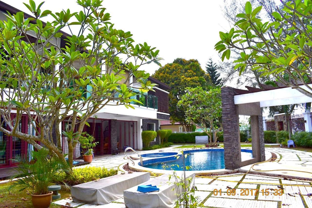 12Haven Stunning Seaside Luxury Villa Pd With Kids Pool Port Dickson Extérieur photo